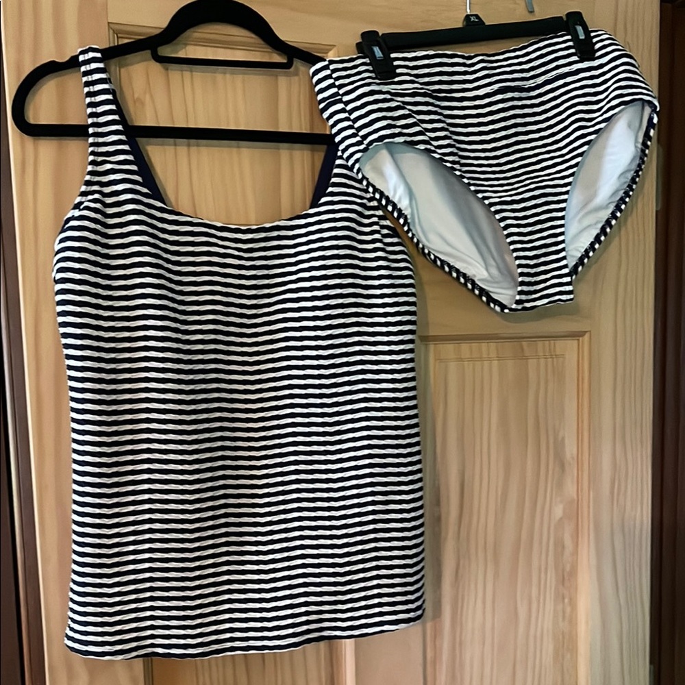 Striped Tankini Swimsuit Set